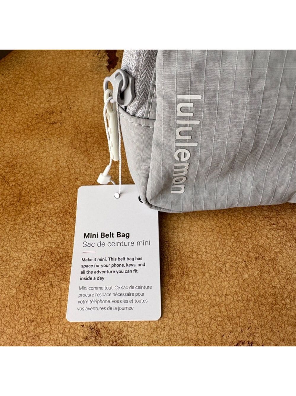 Lululemon Mini Belt Bag - Picture 4 of 8